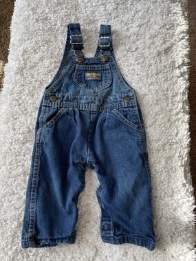 Osh Kosh B’Gosh Vestbak Vintage Sz. 6/9 Mo. Overalls. RARE. Cute